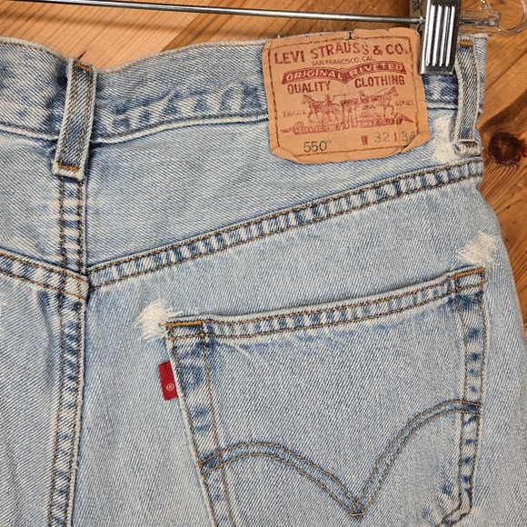 Vtg Levis 550 Cutoff Blue Denim Shorts High Waisted Womens Sz 30 (tagged 32) - Picture 2 of 6